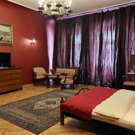 Small Luxury Palace 4* Prag