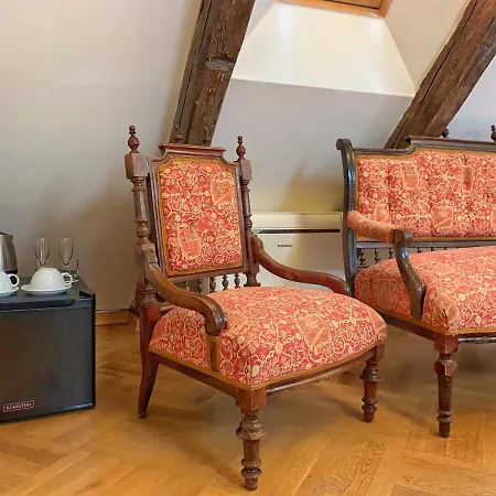 Small Luxury Palace Prag