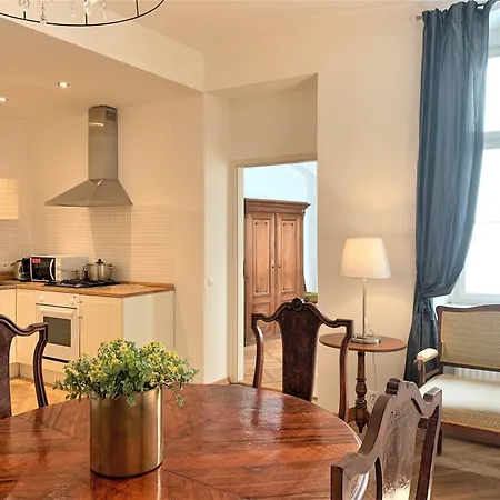 Small Luxury Palace 4*