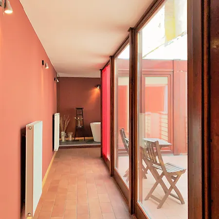 Small Luxury Palace Hotell
