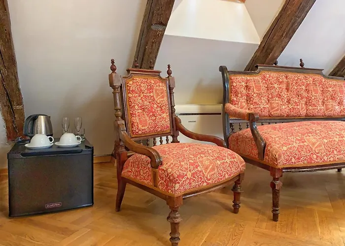 Small Luxury Palace براغ