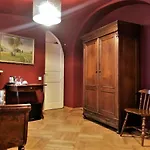 Small Luxury Palace 4*