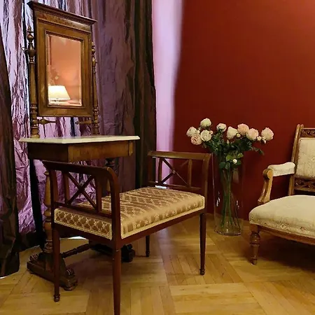 Small Luxury Palace Prague
