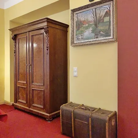 Small Luxury Palace 4* Praga
