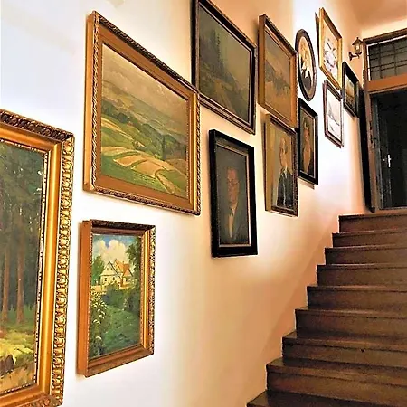 Small Luxury Palace Hotel 4*