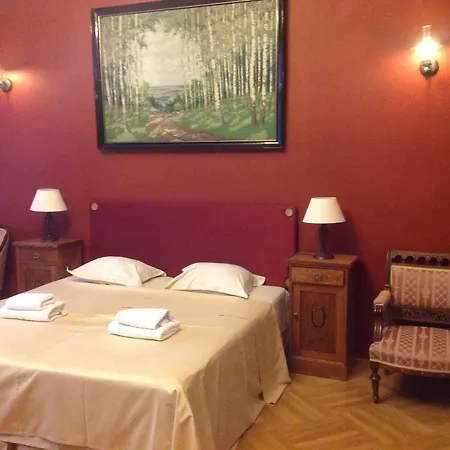 Small Luxury Palace Praga