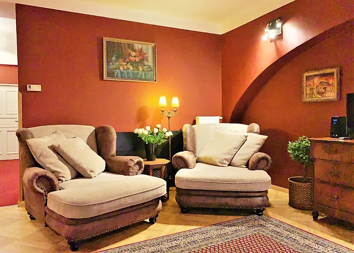 Small Luxury Palace Ξενοδοχείο 4*