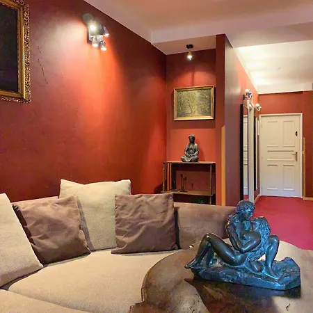 Small Luxury Palace Hotel