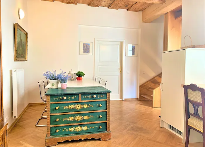 Small Luxury Palace 4* Prag