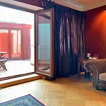 Hotel Small Luxury Palace